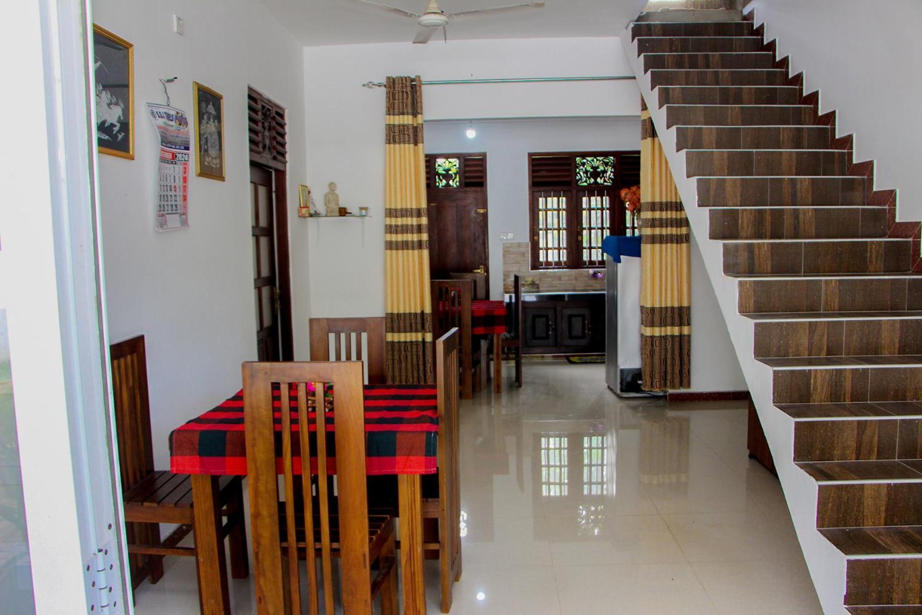 ווליגאמה Sasmika Villa Surf And Yoga Hostel מראה חיצוני תמונה