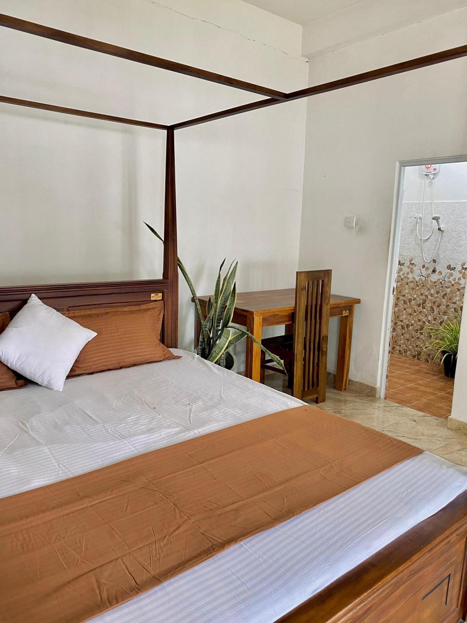 ווליגאמה Sasmika Villa Surf And Yoga Hostel מראה חיצוני תמונה